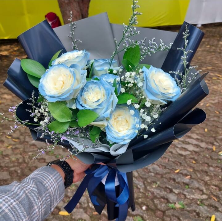 HANA | Fresh Flower - Image 2