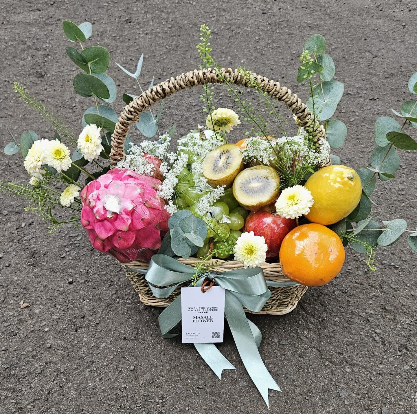 PARSEL BUAH | FRUIT HAMPERS | Mix Fresh Flower | Buah dan Bunga Dalam Keranjang | Birthday Gift | Hampers | Fresh Flower